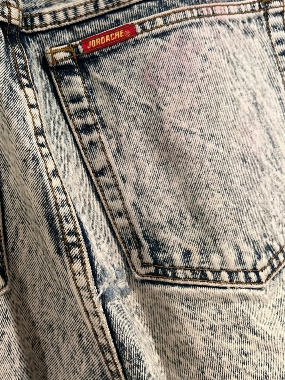 Jordache Men’s Slim Acid Wash Gray Jeans - Picture 16 of 16